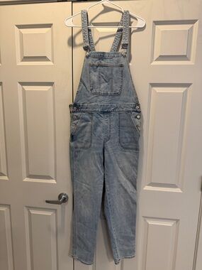 Old Navy Light Wash Denim Women’s Overalls